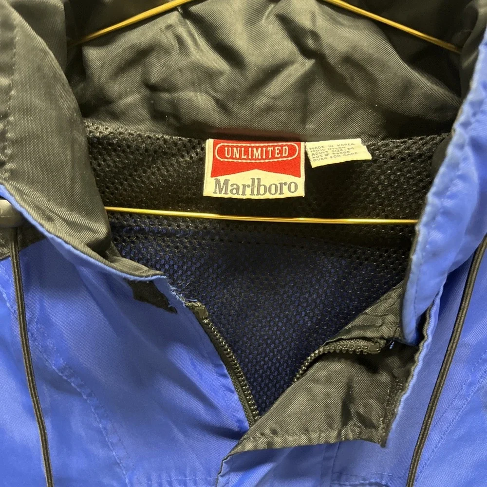 Vintage 90s Marlboro Blue Jacket size Medium Men's Full Zip Nice